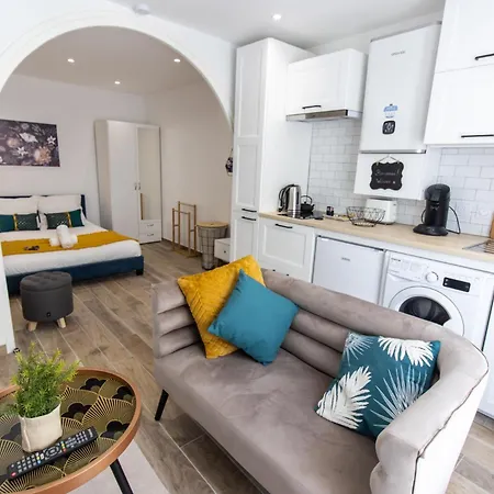 Charmant Studio Climatise 'alma 1' - Centre - Wifi Fibre - Netflix * Beziers